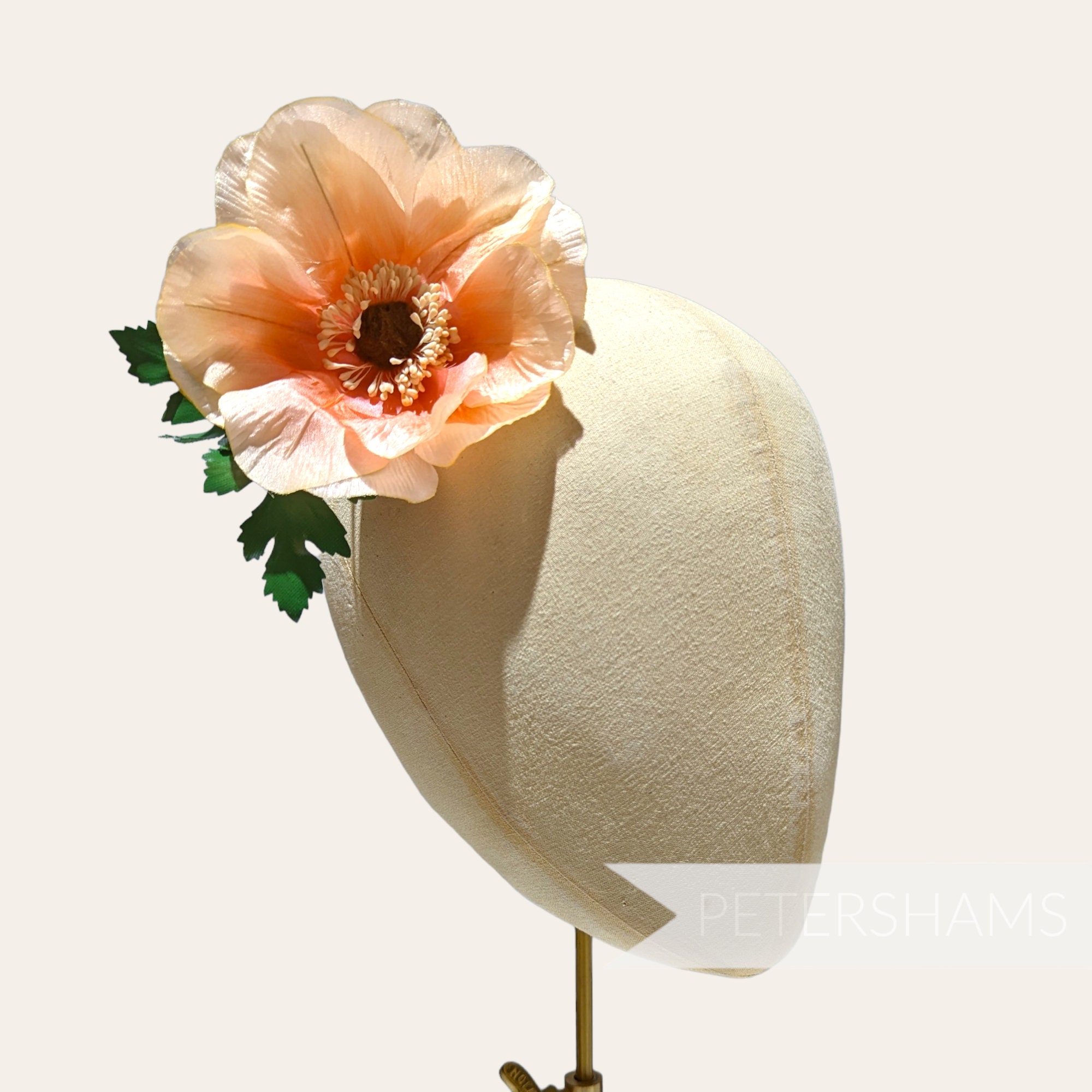 60s Flower Petal Hat - Etsy display picture 2