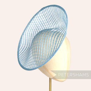 Gittergewebe &#39;Amanda&#39; Sinamay Fascinator Basis für Hutmacherei & Hut - Hellblau