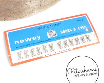 World Famous Vintage 1960s Newey Silver Hooks & Eyes for Dressmaking and Crafts - Size 0 - 12 Sets