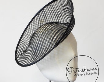 'Amanda' Sinamay Fascinator Basis für Hutmacherei & Hutmacherei - Schwarz