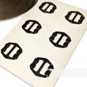 Vintage 1940/50s &#39;Ripple&#39; Plastic Buckle - Card of 6 - For Hat Making and Millinery - Dark Brown