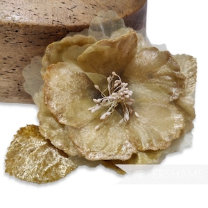 9cm &#39;Drew&#39; Velvet and Organza Wired Millinery Hat Mount - Beige