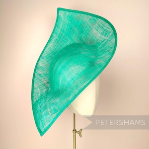 Double Pointed Sinamay Fascinator &#39;Jackie&#39; Hat Base for Millinery - Emerald