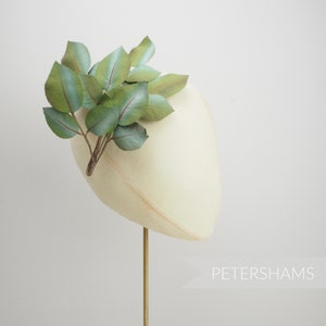 Vintage 1940/50&#39;s &#39;Vivian&#39; Hand Painted German Wired Leaf Stems - 6 Stems