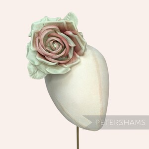 Victoriaanse salie ombre 14 cm 'Kelly' Silk Rose Modevak Fascinator Flower Hat Mount