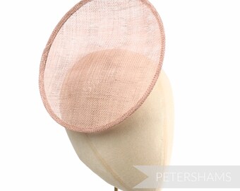 Boule arrondie 21 cm Base de chapeau bibi Sinamay pour chapellerie et fabrication de chapeaux - Blush