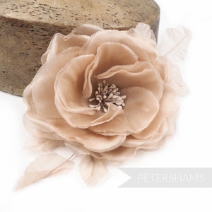 Silk 'Chloe' 11cm Rose Millinery Fascinator Flower Hat Mount - Champagne