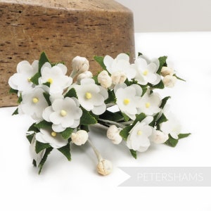 Vintage &#39;Janice&#39; Miniature Forget Me Not Silk Millinery Flowers for Hat Trimming - Ivory