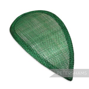 Tropfenförmiger Fascinator-Hutrohling aus Sinamay für die Hutmacherei – Flaschengrün