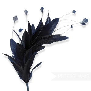 Suporte para chapéu com aros de penas de ganso e coque de diamante listrado - Azul-marinho
