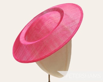 Extra Large 29cm Soucoupe Ronde / Assiette Sinamay Fascinator Hat Base pour Chapellerie - Fuchsia