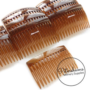 7 cm (幅 2 3/4 インチ) プラスチック製ヘアコーム (ファシネーターおよび帽子用) - ブラウン