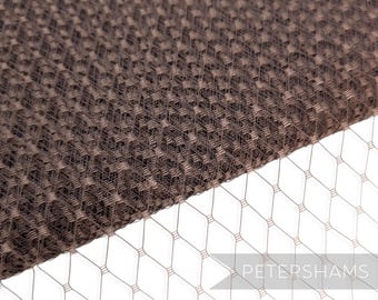 Velo marrón chocolate de 23 cm (9 pulgadas) para tocados y sombreros.