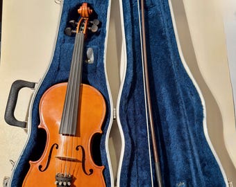 Josef Lorenz Luby Schönbach Czechoslovakia 4/4 Violin with Glasser Bow Hard Case