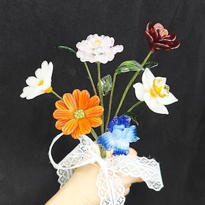 8,5 Zoll Glas Geburtsmonat Blumen, Familie Geburt Blumenstrauß, Geburtstag, Abschlussfeier, Housewarminggeschenk für Frauen, Haus, Schreibtischdekoration