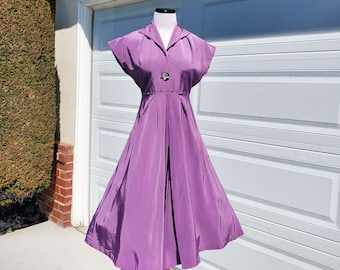 50's Fit and Flare Pale Purple Dress AS-IS