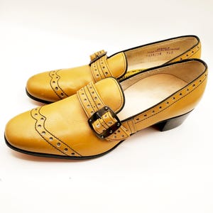 1970's Mustard Stepettes Buckle Mod Shoes Block Heels