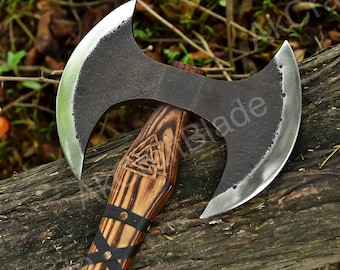 Hacha vikinga de doble filo forjada a mano: acero al carbono con mango de madera de fresno