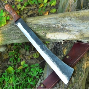 Hand-Forged Carbon Steel Bushcraft Machete: Wooden Handle & Leather Sheath