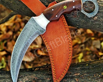 Personalized Karambit Knife Damascus Steel Handmade Groomsmen Gift Custom Hunting Knife Gift for Him Birthday Father’s Day Gift