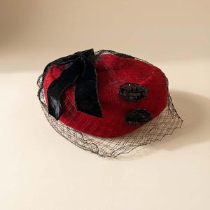 Black Sequin Pillbox Hat with Veil - Women\'s Elegant Cocktail Headpiece Black Sequin Pillbox Hat With Veil - Etsy main image 4