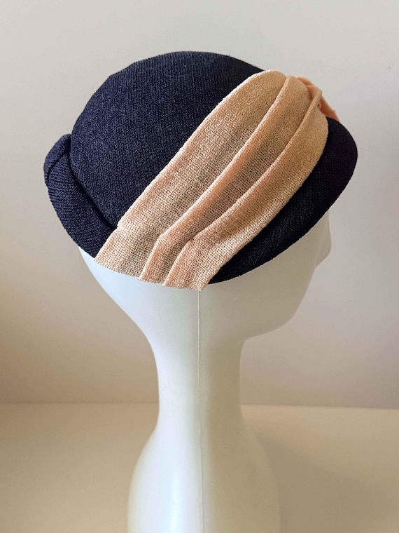 1960s Navy Blue Straw Cloche Hat | Blush Pink Ban… - image 3