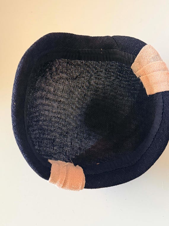1960s Navy Blue Straw Cloche Hat | Blush Pink Ban… - image 7