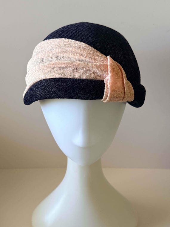 1960s Navy Blue Straw Cloche Hat | Blush Pink Ban… - image 2
