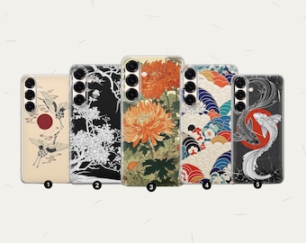 Capa para celular com estampa floral de carpas koi, inspirada na arte japonesa, compatível com iPhone 18, 17, 16, 15, 14, 13, 12 e 11, Samsung S26, S25, S24, S23, A17, Pixel 11, 10, 9, 8, 7 e 6.