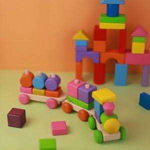 Tren apilable Montessori para niños pequeños: juguete de madera para arrastrar