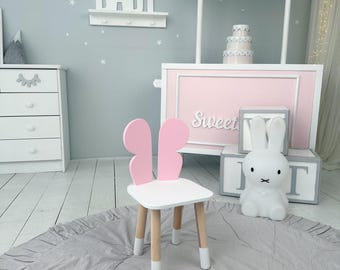 Kleinkinderstuhl aus Holz mit Tierrückenlehne - Montessori-Kinderstuhl, Bärendesignmöbel für Spielzimmer, Geburtstagsgeschenk