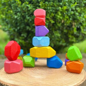 Montessori Holzstapelsteine - Tumi Ishi Balance Spielzeug, 15-teiliges Puzzle für Kleinkinder & Kinder Geschenk