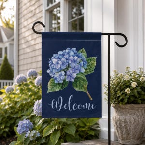 Bandera de bienvenida con hortensias, bandera de jardín y casa con hortensias, bandera personalizada para la casa, bandera de verano para la casa, bandera de verano para el jardín, decoración para porches y patios.