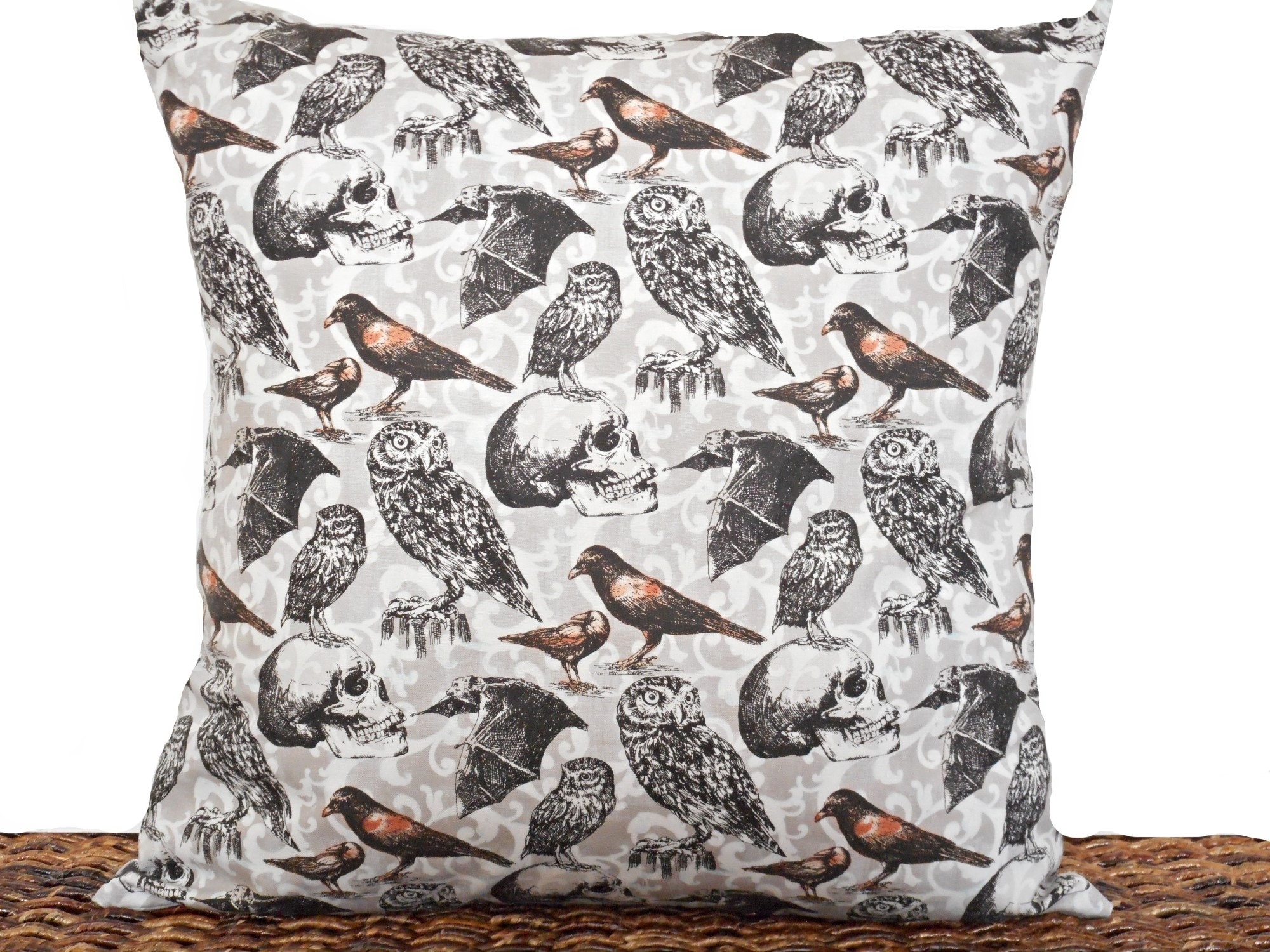 Halloween Throw Pillow Cover Cushion: Owls, Skulls, Bats Print - 18x18