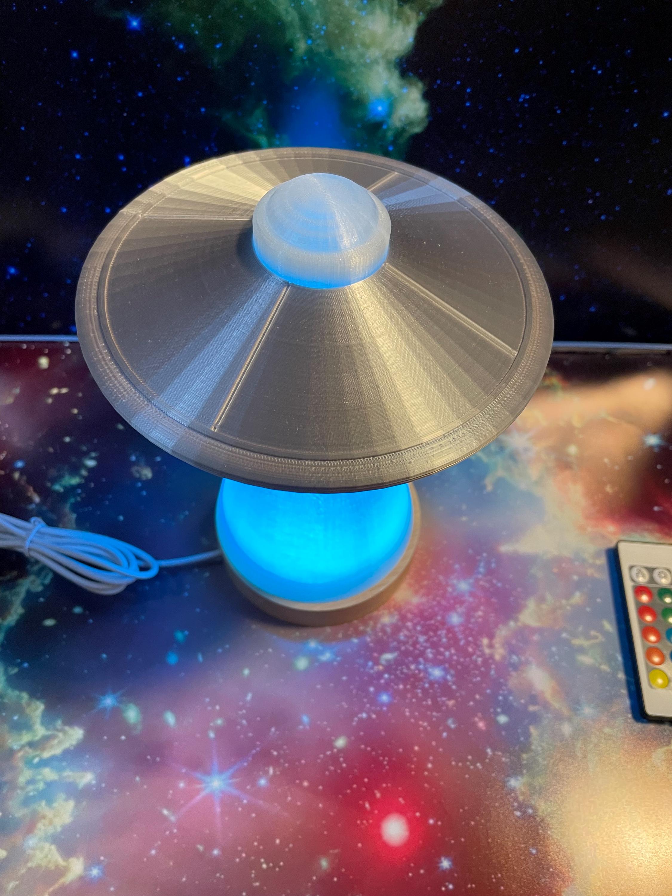 Alien Desk Feature UFO Desk Lamp, Alien Desk Lamp - Etsy
