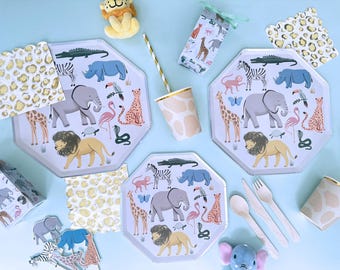 Safari Animal Party Supplies for 8 Guests – Jungle Birthday Decorations Kit