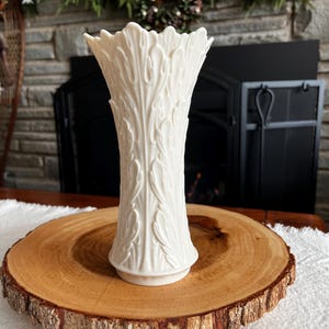 Vintage 1930s Lenox Woodland Collection Porcelain Vase Acanthus Leaf