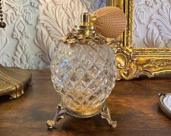Atomiseur de parfum en cristal de style vintage, flacon de vanité en verre doré doré à la pointe de diamant Hollywood Regency fabriqué aux États-Unis