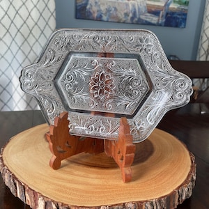 Vintage Indiana Glass Sandwich Pattern Square Serving Tray – USA Made