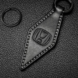 Llavero de cuero Honda Llavero hecho a mano estilo bonito como regalo Llavero de cuero de alta calidad agregue su nombre o texto elección color hilo