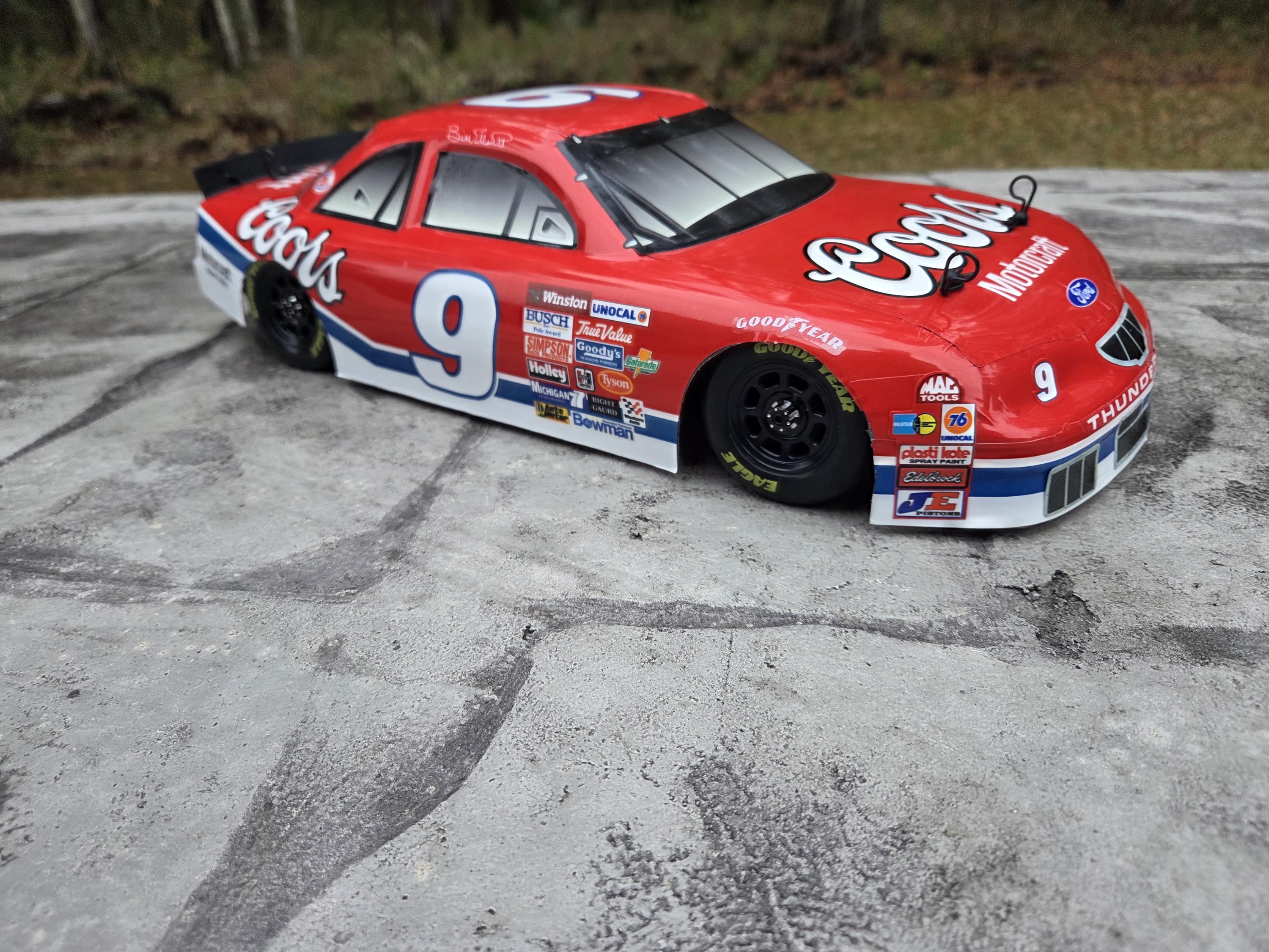 NASCAR Lowe's Thunderbird 1/18 サンダーバード ERTL 1/18 Scale Diecast 7412 - Ford Thunderbird NASCAR Money Bank