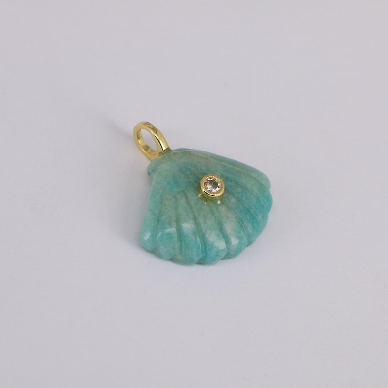 Crystal Gemstones Zircon Seashell Charm, Gold Plated Bail, Ocean Jewelry Accessories for DIY Supply Amazonite
