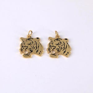 18K Gold Plated Tiger Pendant,Dainty Tiger Charm,Wild Animals Charm,DIY Jewelry Making Supply