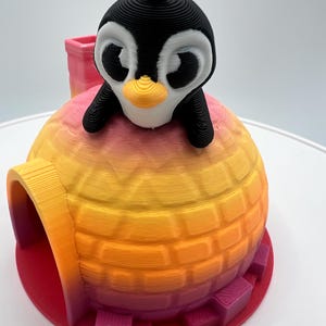 3D printed penguin with igloo