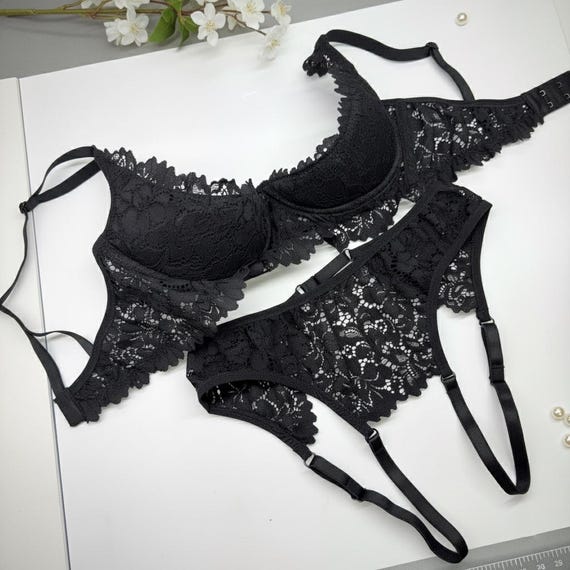 shelf bra garter belt set 2-Pack Black W Garter-Style Shirt Stays | In stock!