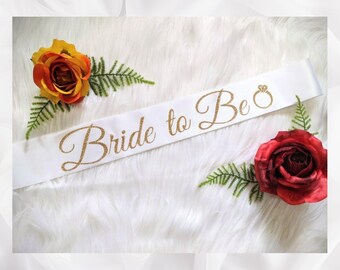Bride to be sash. Wife of the party custom sash. Your Phase Here, pick your own color. Bachelorette Party, Bridal Shower, Gift. Wedding