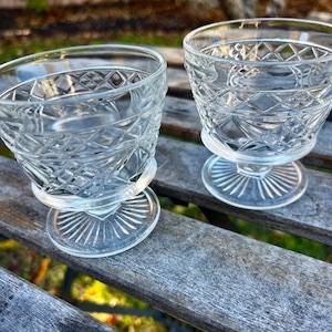 Crystal Coupes, Set of 2, Diamond Pattern, Vintage 1950&#39;s Hazel
