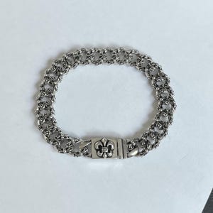 Pulsera unisex estilo CH con flor de lis, estilo gótico envejecido Y2K, con eslabones florales cromados, estilo vintage
