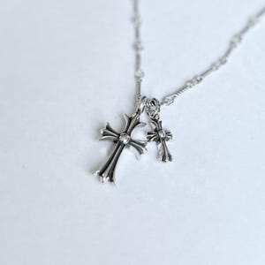 CH Style Kreuz Halskette, Geschenk Halskette, Kette mit kleinem Kreuz Anhänger, Chrome Doppelkreuz Anhänger, Vintage Kreuz Halskette, Babyfat Anhänger