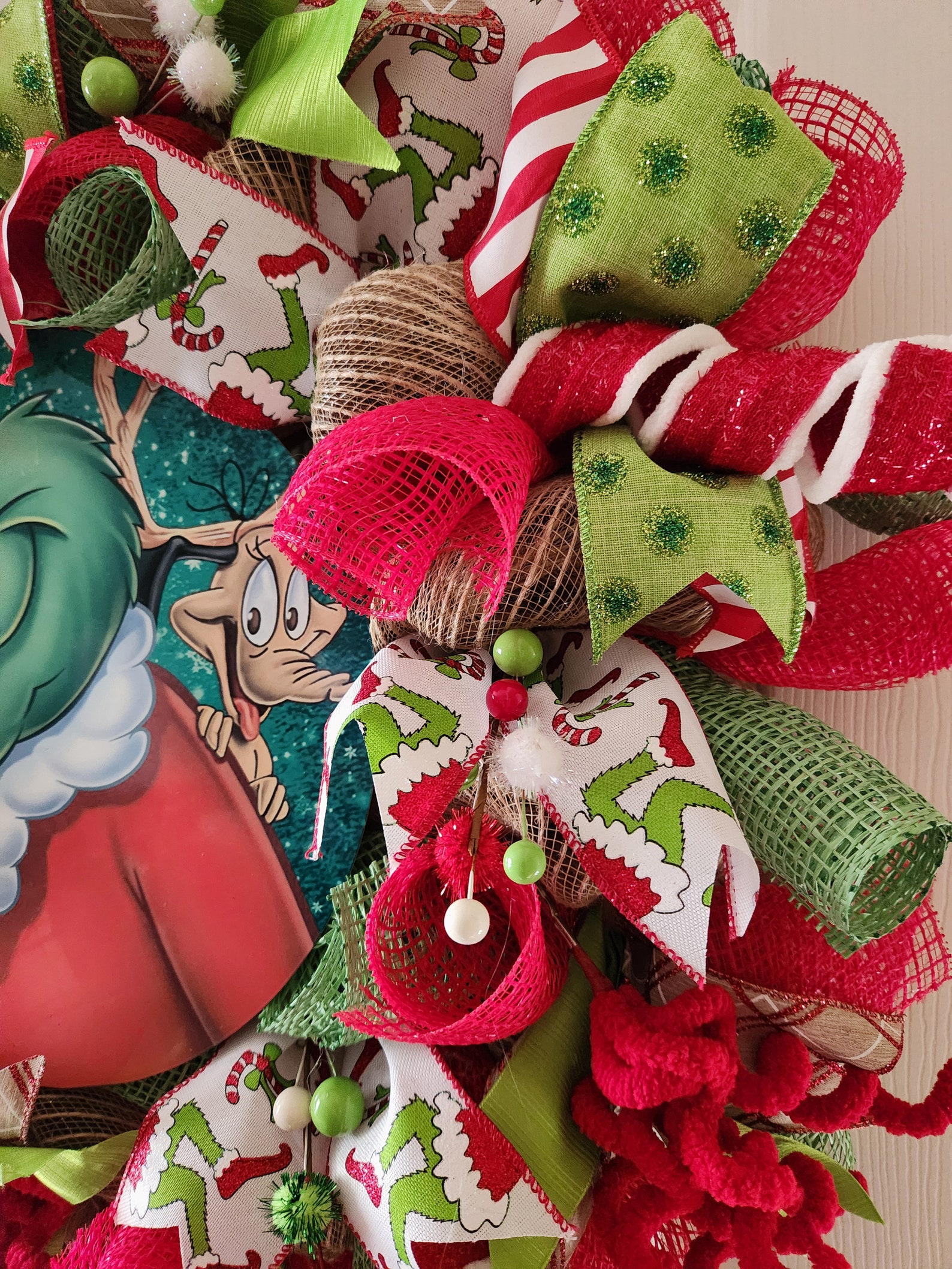 Grinch Deco Mesh Wreath. Grinch Green Red White Colors - Etsy
